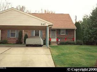 847 Rustic Hill Dr, Chambersburg, PA 17201