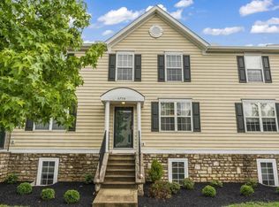 5774 Colts Gate Dr #41, New Albany, OH 43054