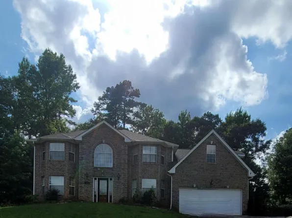 515 Carriage Walk Ct, Stone Mountain, GA 30087