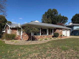 210 Walnut Dr, Marietta, OH 45750