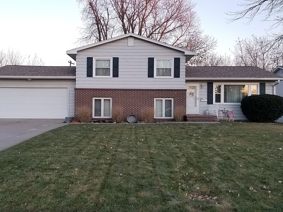 1st image of 4407 F Ave