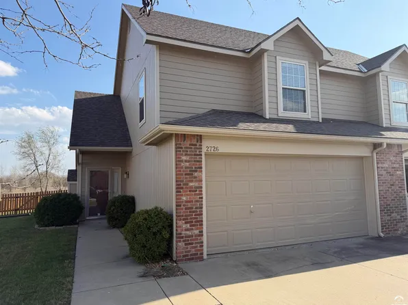 2726 Coralberry Ct, Lawrence, KS 66047