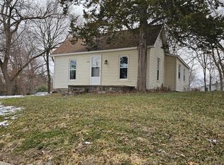 414 Quarterline St, Portland, MI 48875