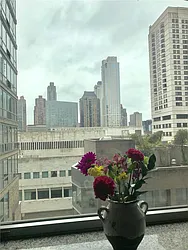 Rented by R New York