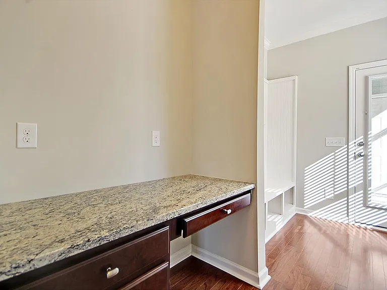 107 Bennett Ln — Photo 13