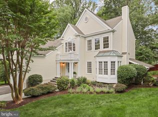 2670 Hillsman St, Falls Church, VA 22043
