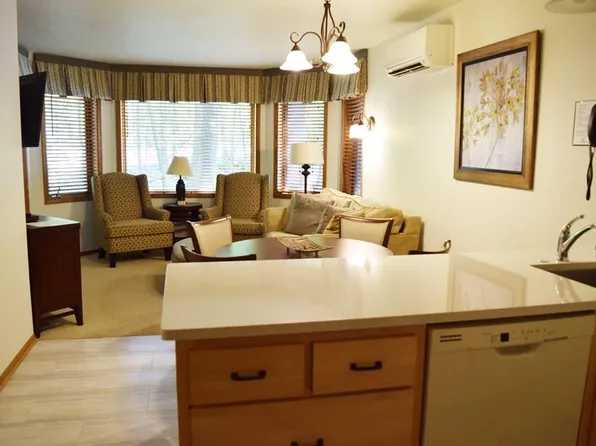 4920 N Landmark Cir Unit 2234, Egg Harbor, WI 54209