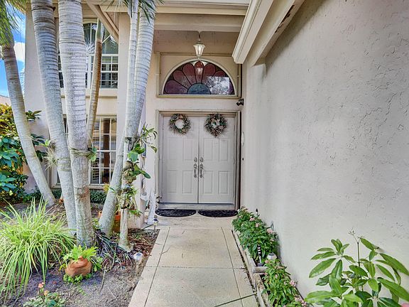 5th image of 3840 Majestic Palm Way