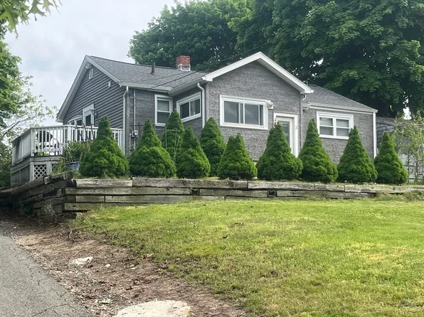 3 Phillips Ave, Saugus, MA 01906
