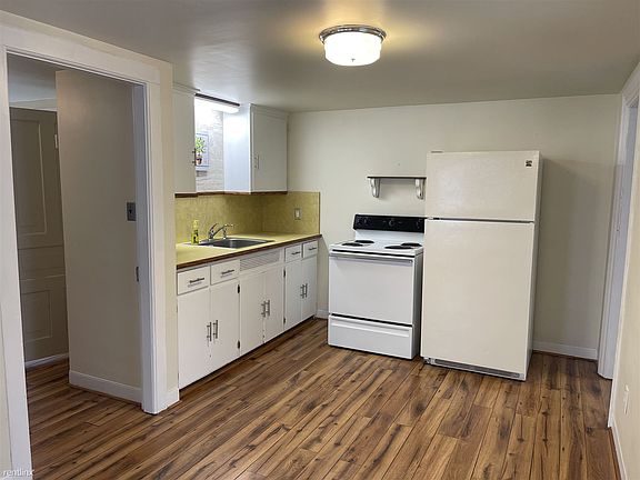 DEACF8E4-AA6D-4F00-B6B8-30DF948FD168