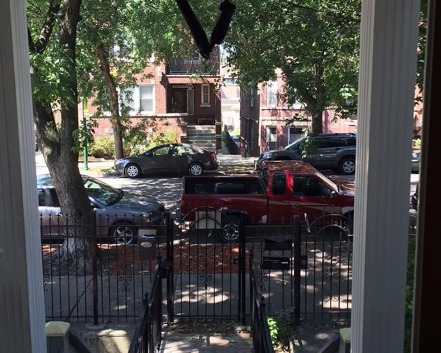 1st image of 1915 N Wood St #2
