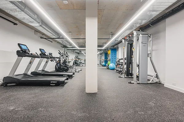 Rented by Nooklyn NYC LLC | media 29