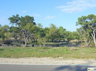 5688 Dry Comal Dr, New Braunfels, TX 78132