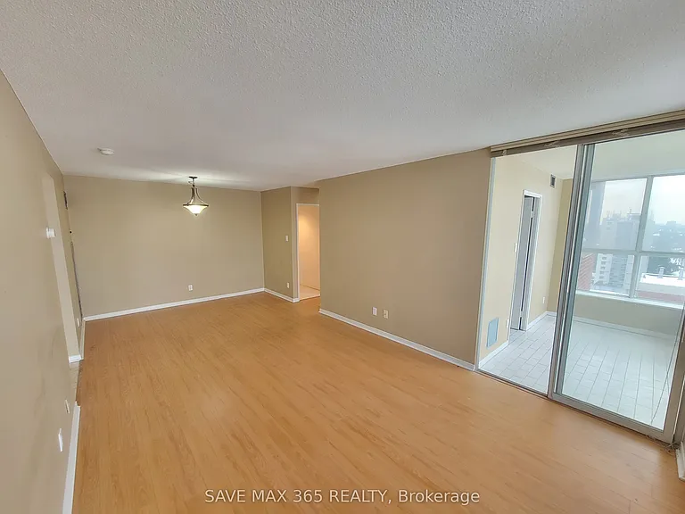 330 McCowan Rd #1405 — Photo 5