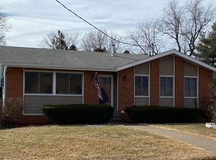 712 Barry Ave, Muscatine, IA 52761