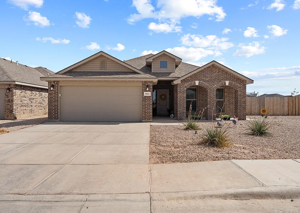 2512 Blazing Saddle Blvd