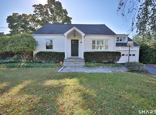 14 Maple Ave S, Westport, CT 06880