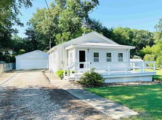 11471 E South St, Walkerton, IN 46574