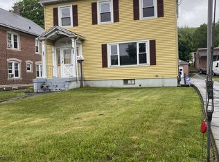 624 S Main St, Torrington, CT 06790