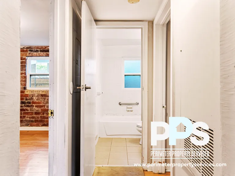 195 Randolph St NE #8 — Photo 5
