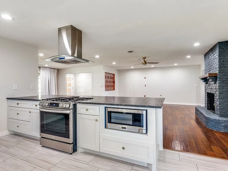 608 Cox Dr — Photo 12
