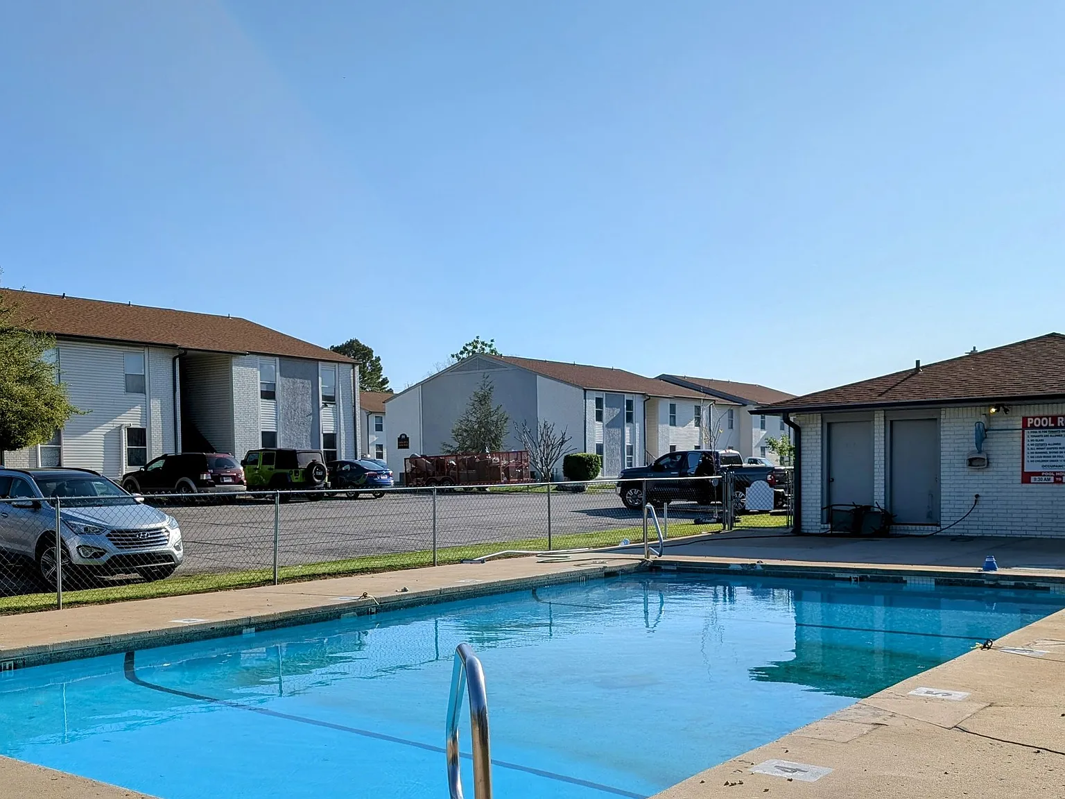 Ramsey Square Apartments — Photo 4