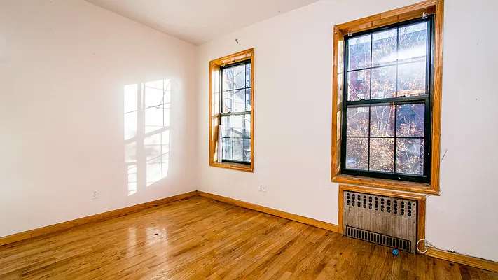 Rented by Nooklyn NYC LLC | media 5