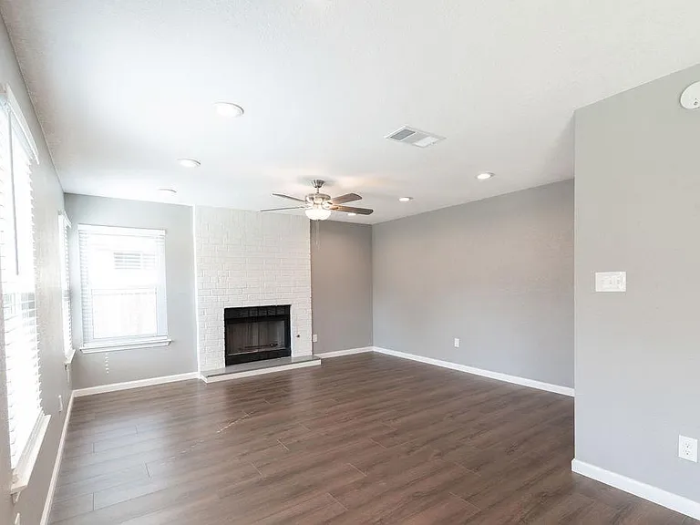 8319 Columbia Falls Dr — Photo 8