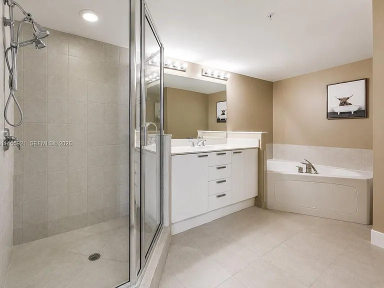 16699 Collins Ave #2501 — Photo 11
