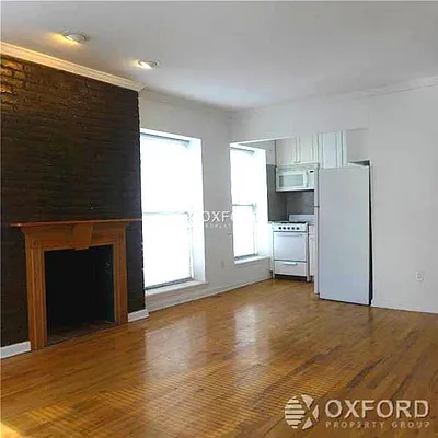 Rented by Oxford Property Group | media 7