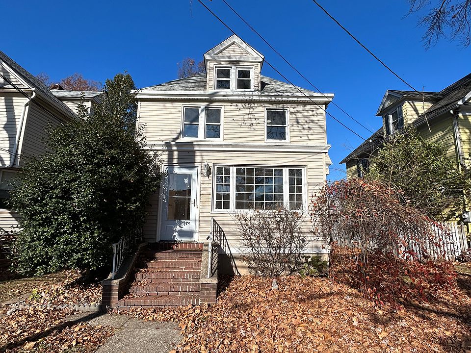 1st image of 33 W Clay Ave