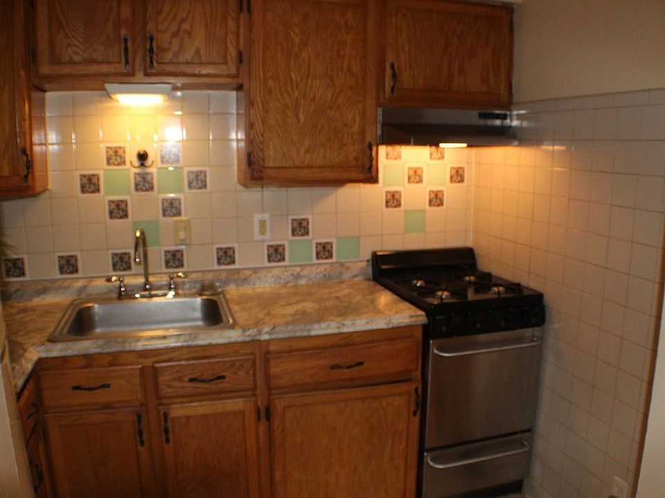 1st image of 893 Hancock St #2