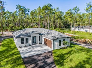 4076 2nd Ave NE, Naples, FL 34120