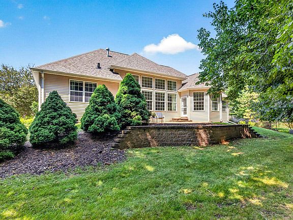 2nd image of 1568 Kingswood Dr