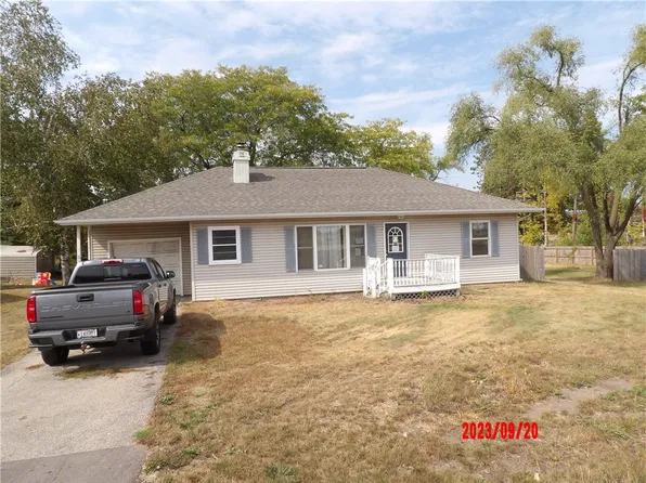 211 N Oakwood Street, Tomah, WI 54660