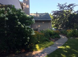 428 Nantucket Dr, Avon Lake, OH 44012