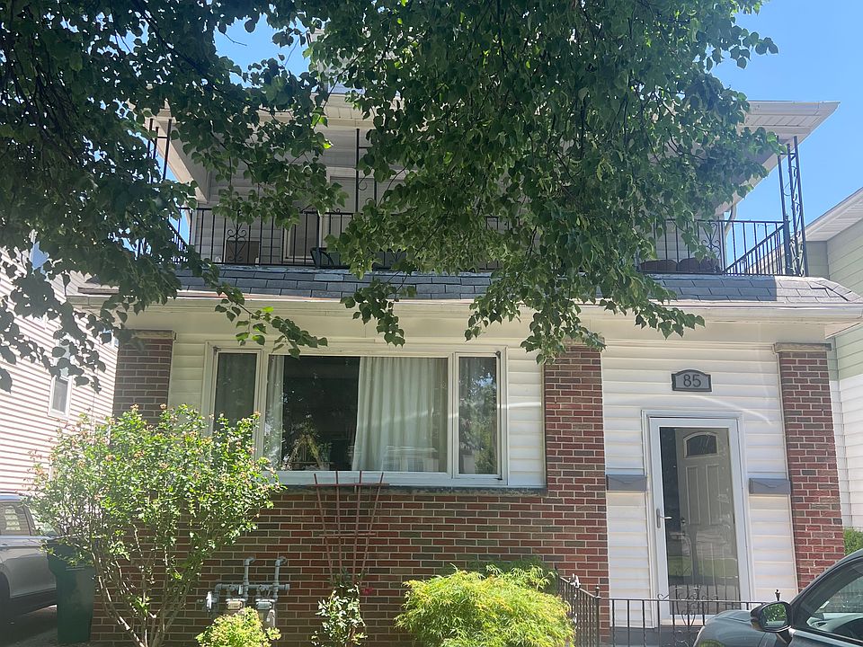 1st image of 85 Traymore St Unit 2
