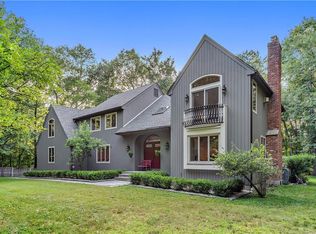 38 Hilltop Rd, Waccabuc, NY 10597