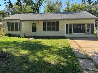 2537 SW Morningside Rd, Topeka, KS 66614