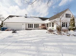 5530 Rosecliff Dr, Lorain, OH 44053