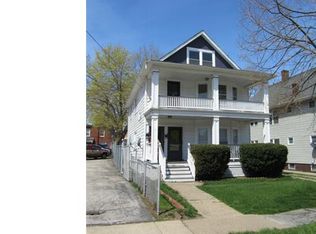1368 Brockley Ave, Lakewood, OH