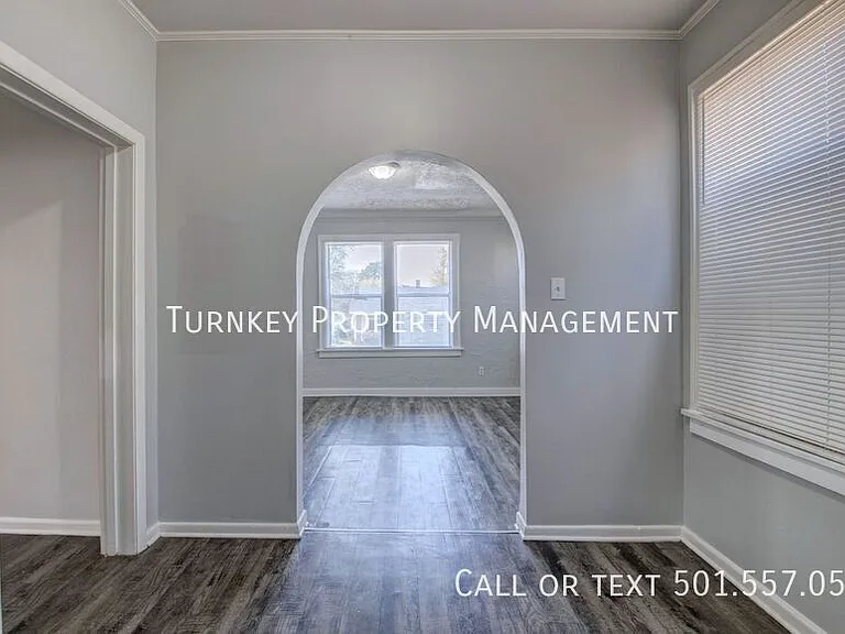 1508 Sycamore St — Photo 8