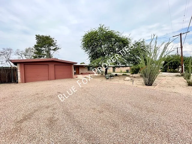 729 N Alamo Ave — Photo 7