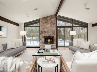 5 Stone Brook Ln, Cos Cob, CT 06807