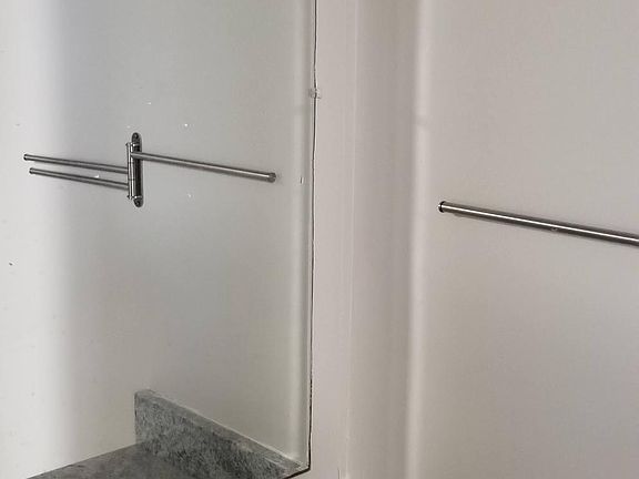 4th image of 1037 Falling Water Dr SE