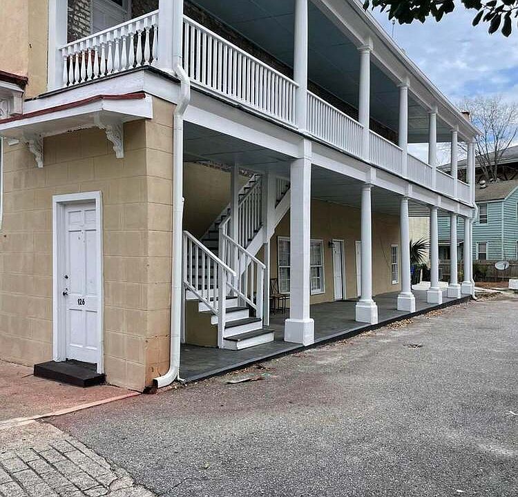 1st image of 126 Alexander St #00178c4a9