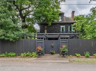 100 Pleasant Valley Rd, Jeannette, PA 15644