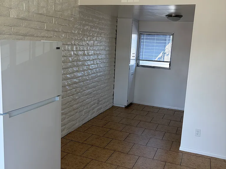 4465 Rosebud Ln #21 — Photo 2