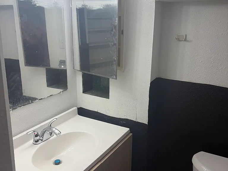 5653 Walter Ave — Photo 11