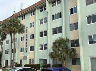 801 83rd Ave N APT 127, Saint Petersburg, FL 33702